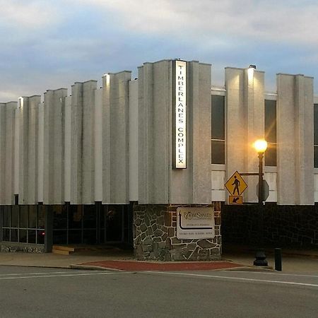 The Stables Inn & Suites Salem Bagian luar foto